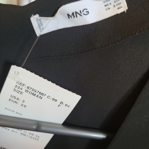 Mango blouse with puff sleeve button v neck preppy vintage style NWT - Picture 6 of 7